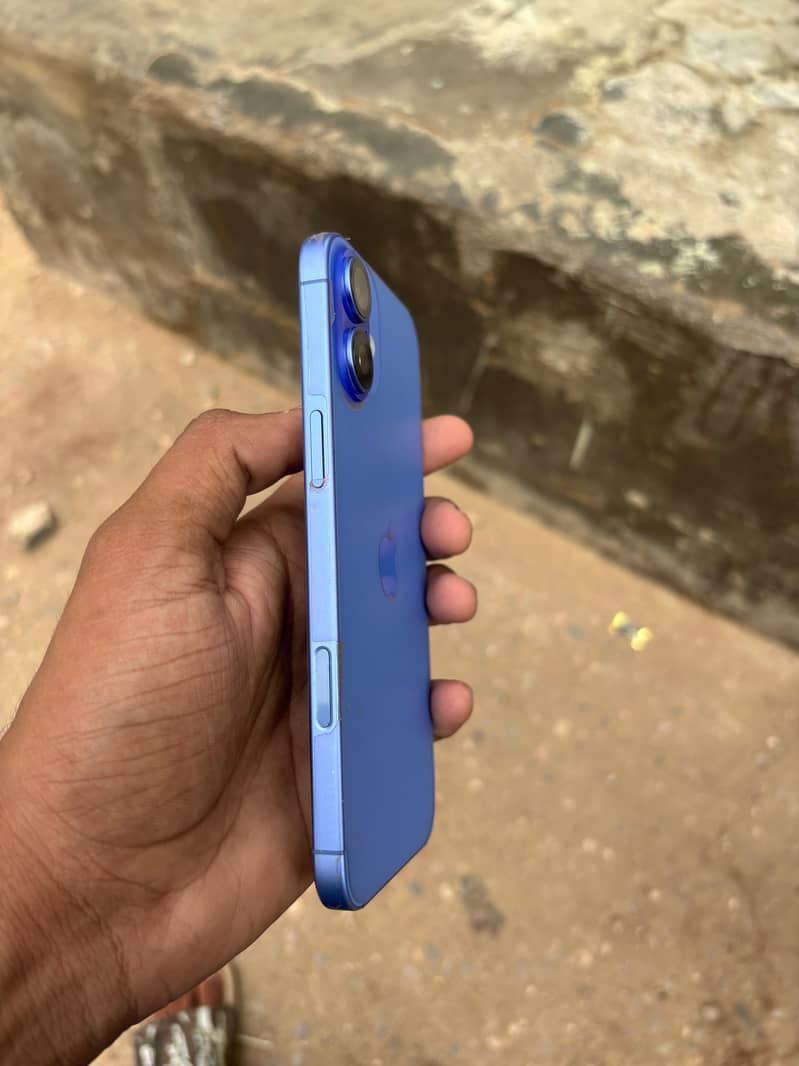 Apple iPhone 16 Plus 6