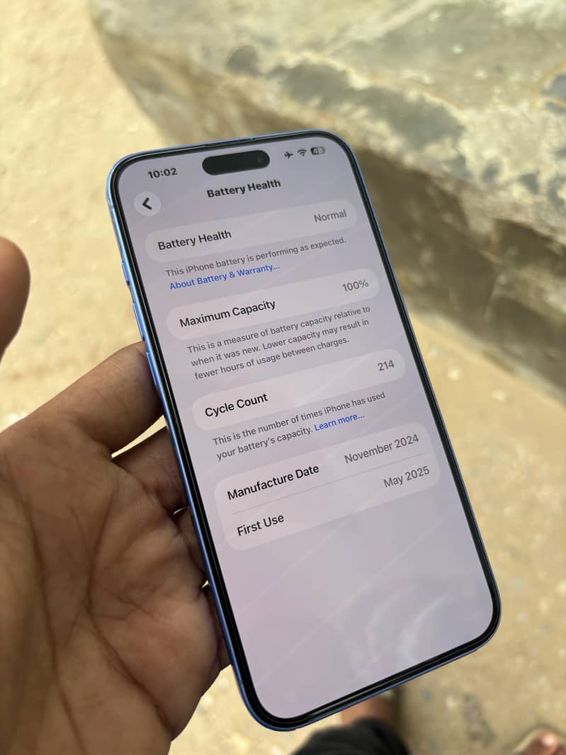 Apple iPhone 16 Plus 10