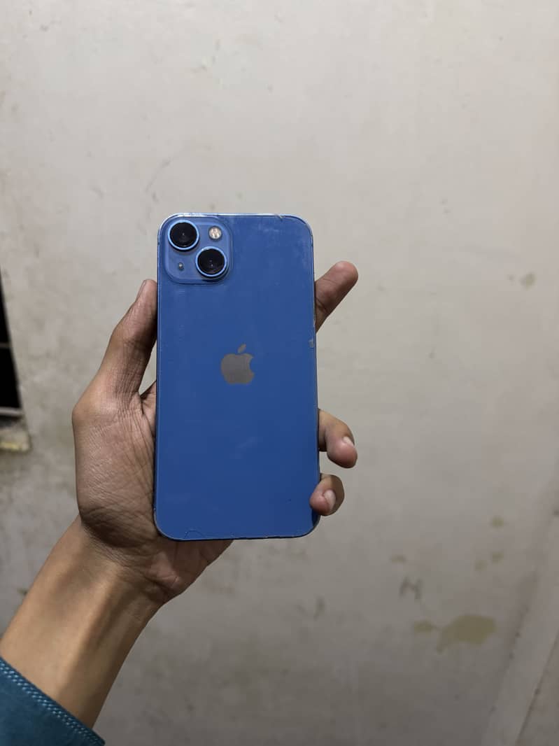 Apple iPhone 13 0