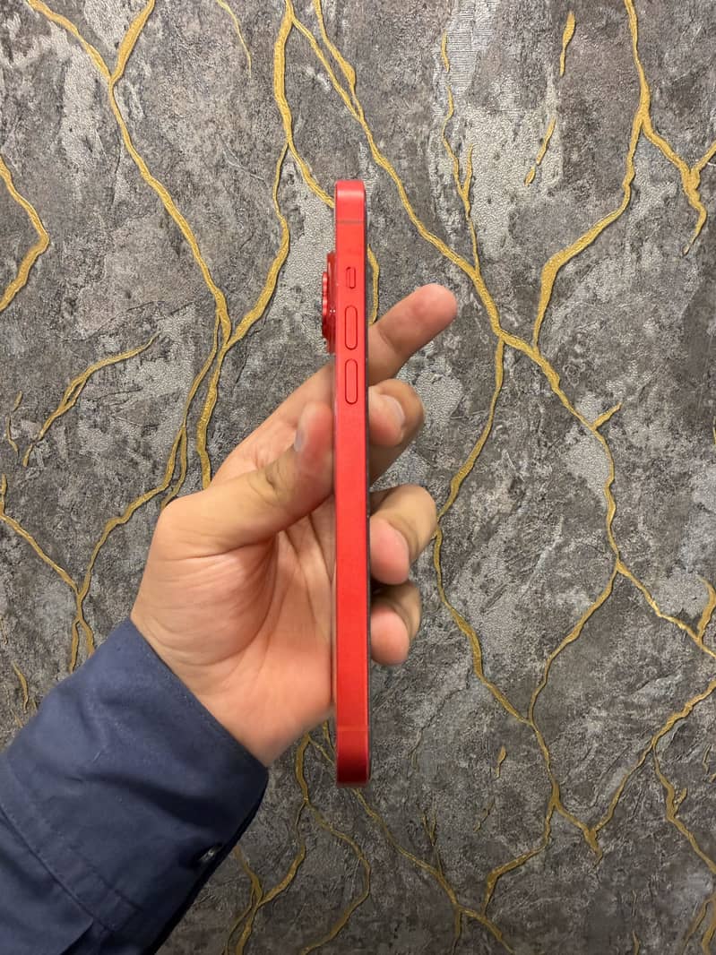Apple iPhone 14 plus 4