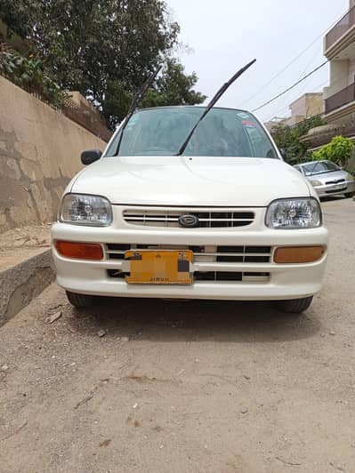 Daihatsu Cuore 2011