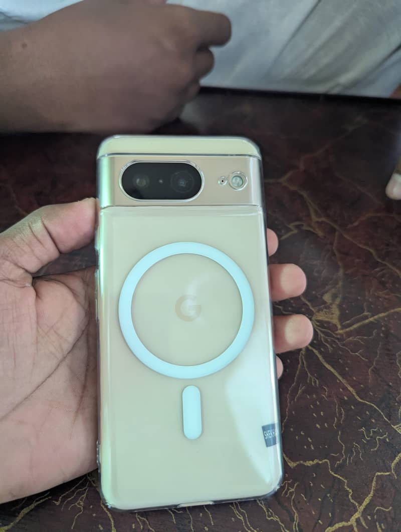 Google Pixel 8 1