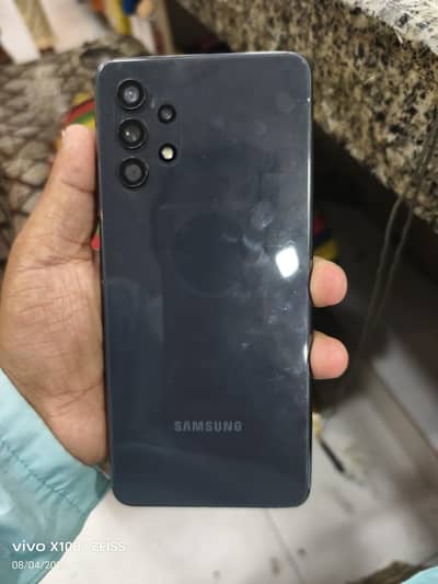 samaung a32 panel chang all ok box ha. charger ni ha 6 gb 128gb