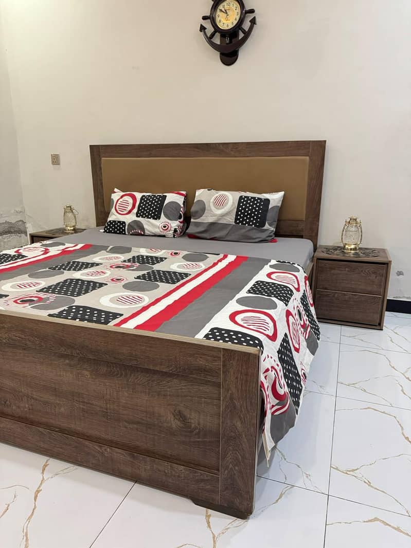 Bed set with 2 side table dressing table  Dressing table 2