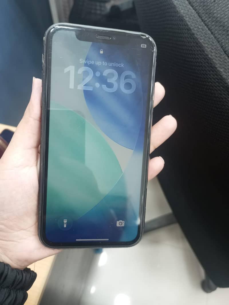 Apple iPhone 11 0