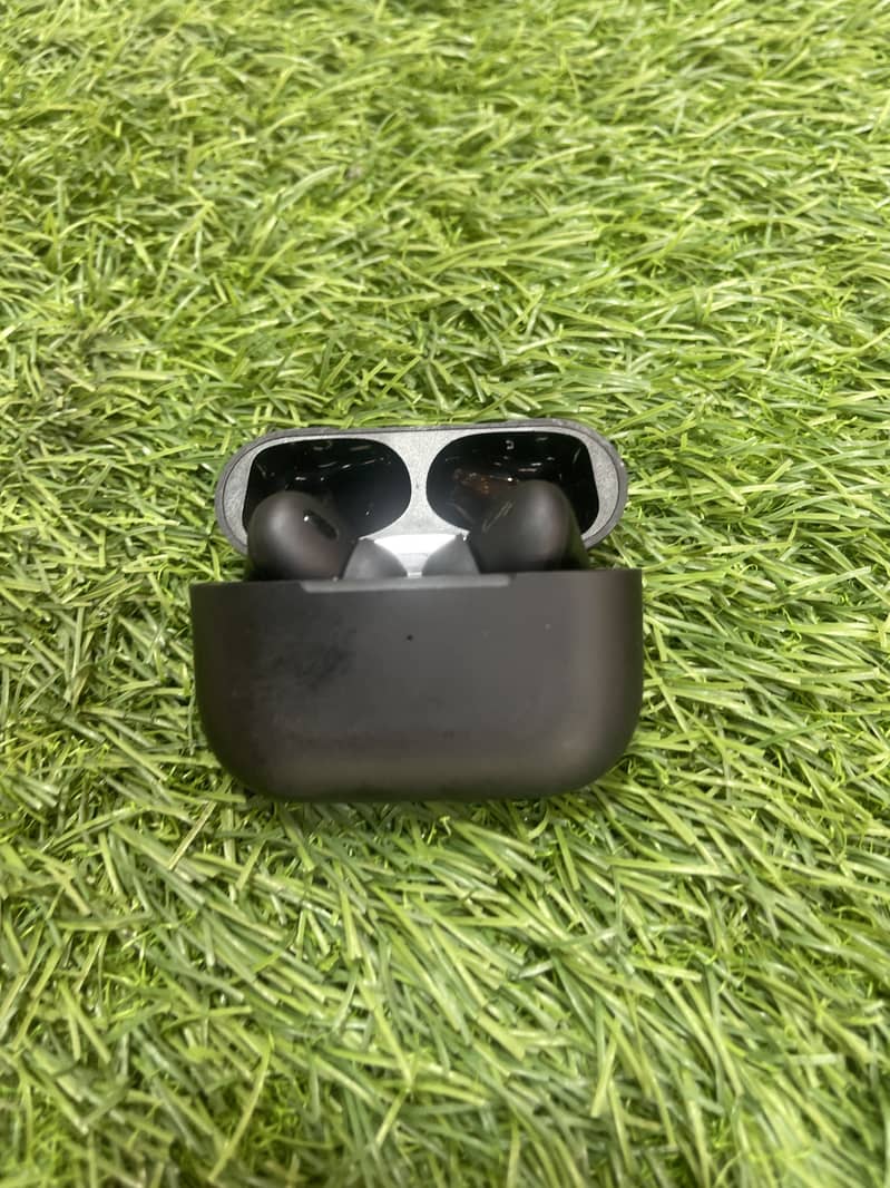 Apple buds 0