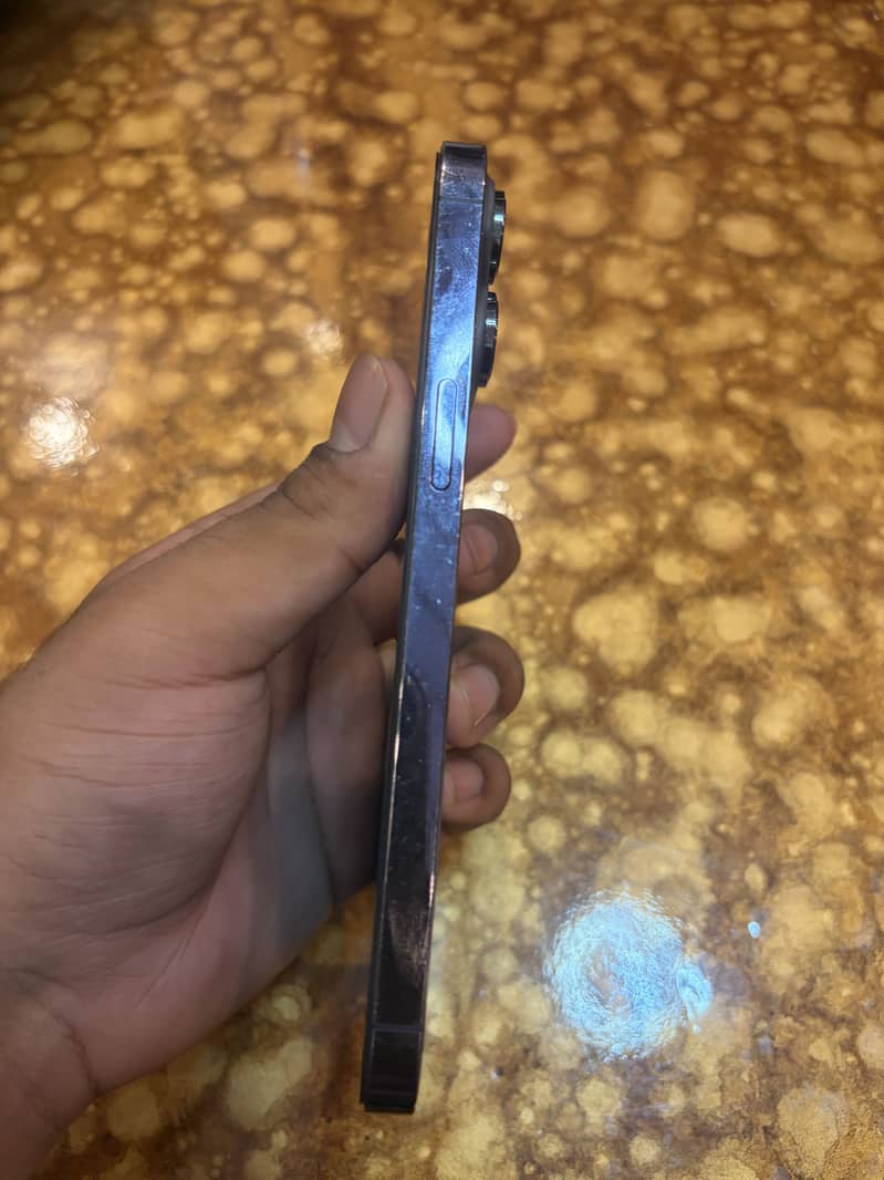 Apple iPhone 14 Pro Max 2