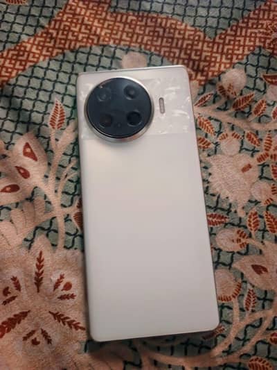 Tecno Spark 20 Pro Plus