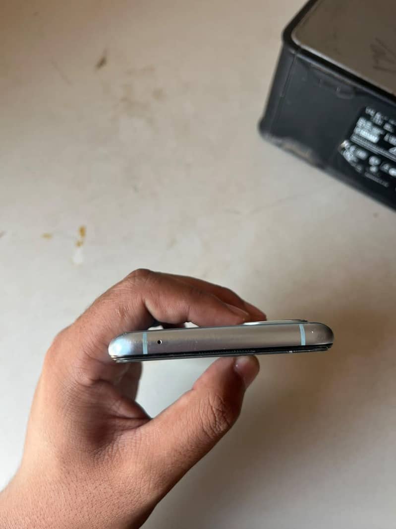 One Plus 9R 1