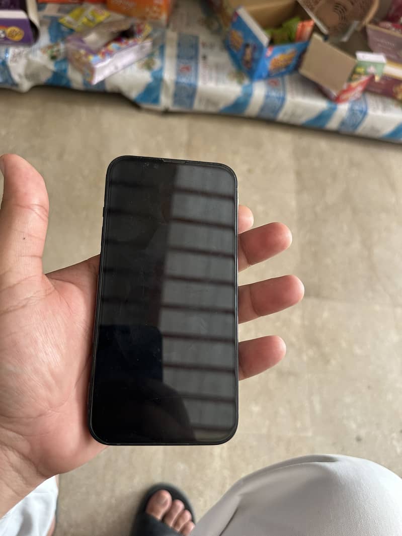 Apple iPhone 13 3