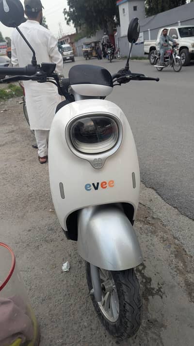 Electric scooty brand new Urgent sale 03252142233