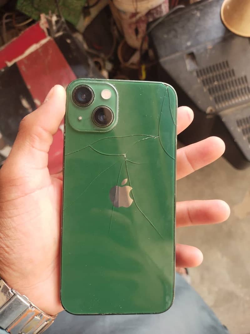 Apple iPhone 13 1