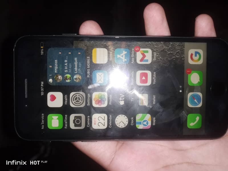 Apple iPhone 8 1