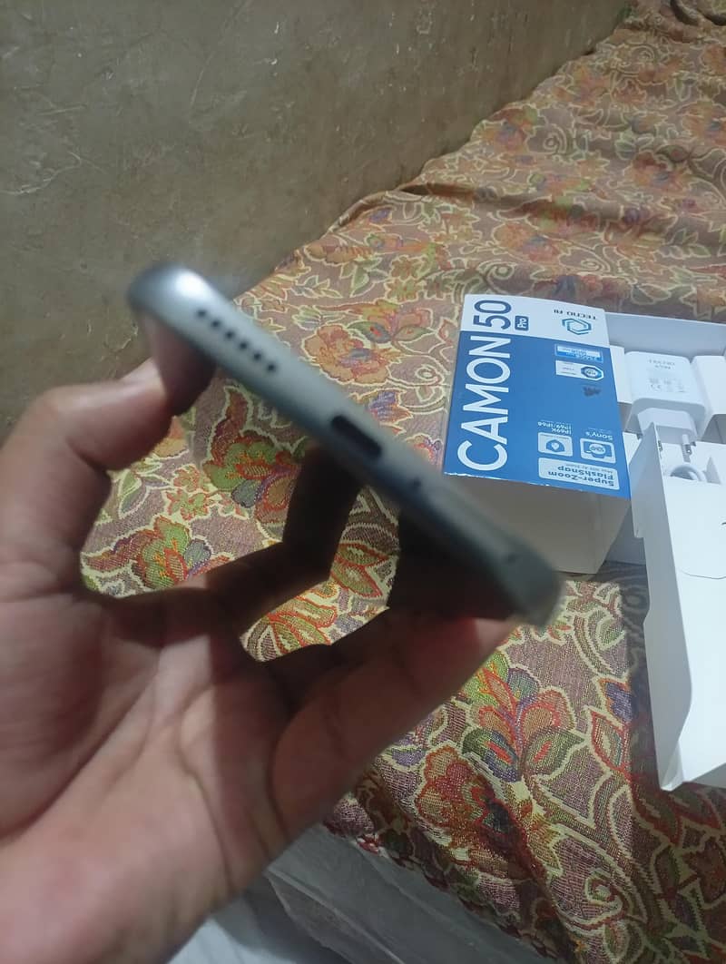 Tecno CAMON CX 2