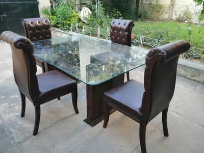 4 seater dinning table/6 seater dinning table