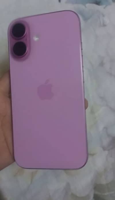 Apple iPhone 16