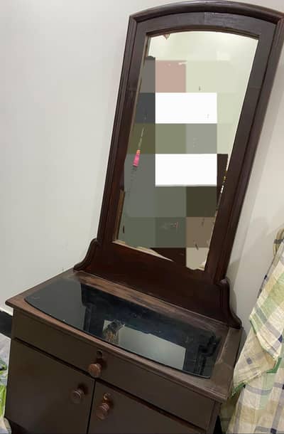Dressing Table with Drawers