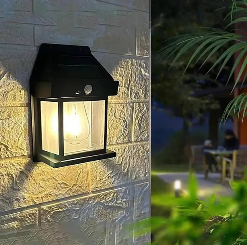 Solar Sensor Wall Lamp 0