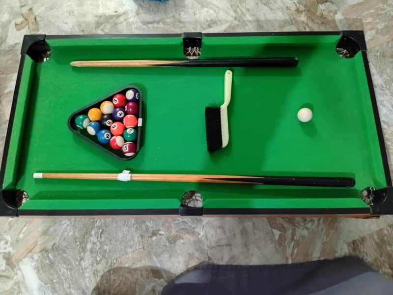 mini snooker 2