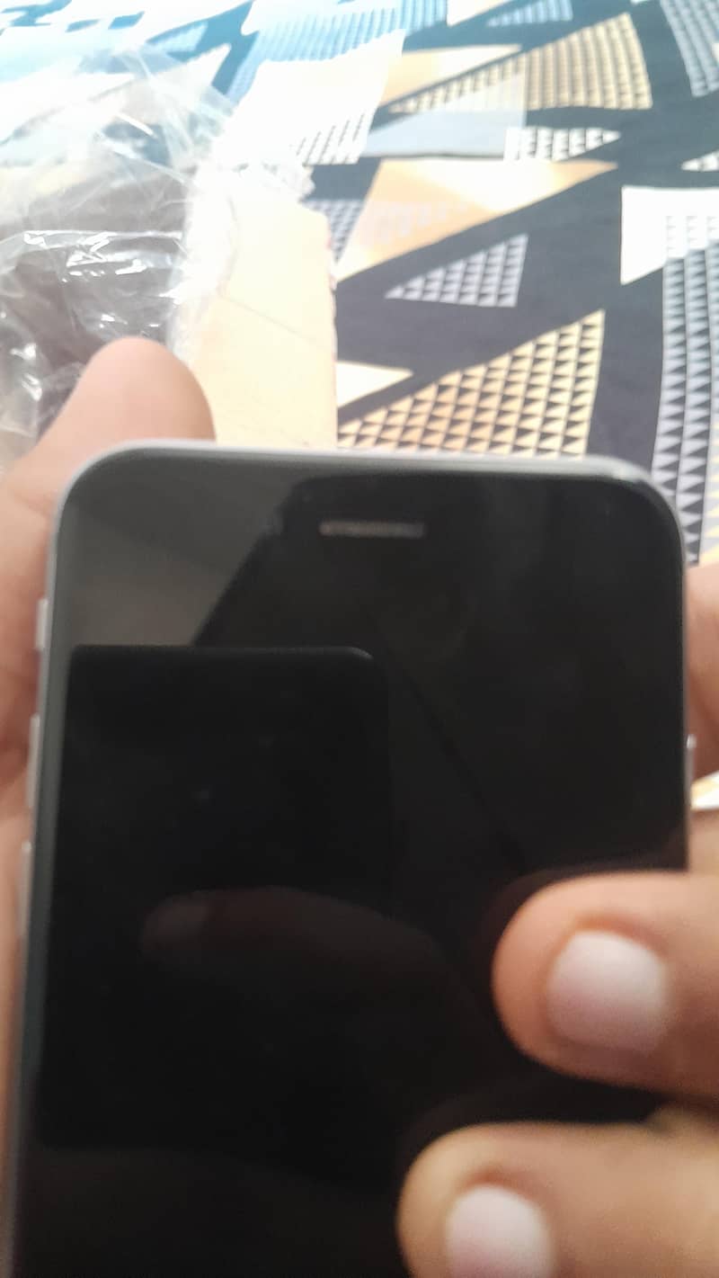 Apple iPhone 6 Plus 7