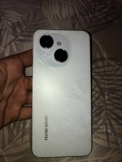 Tecno Spark Go 1