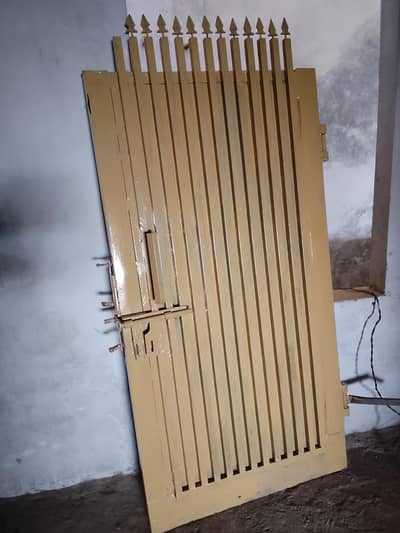 Heavy Duty Iron Gate for Sale | Strong & Durable