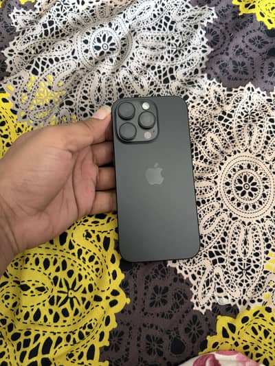 Apple iPhone 16 Pro