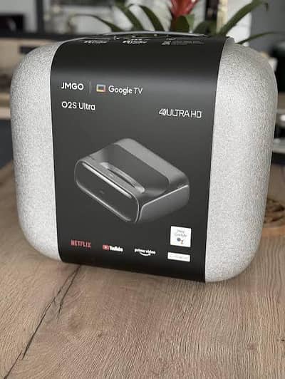 JMGO O2S Ultra 4 Triple Laser Projector Ultra Short Throw