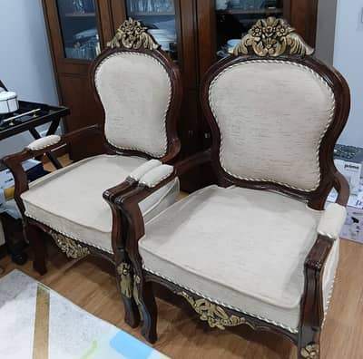 Drawing room chairs unused