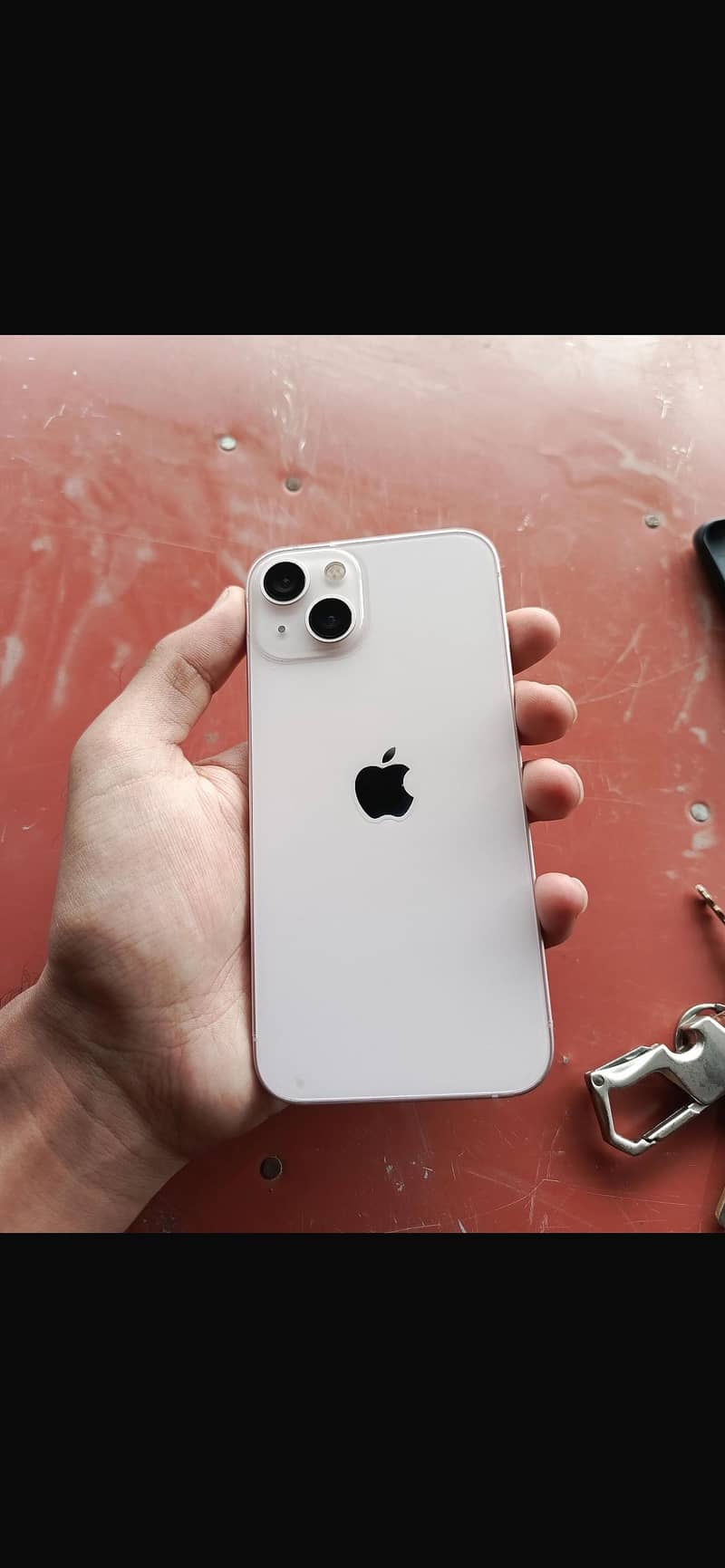 Apple iPhone 13 4
