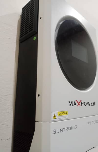 hybrid solar inverter max power 6kw pv 6000 WhatsApp 0370=3660=453