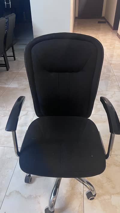 Revolving Chairs in Brand new condition