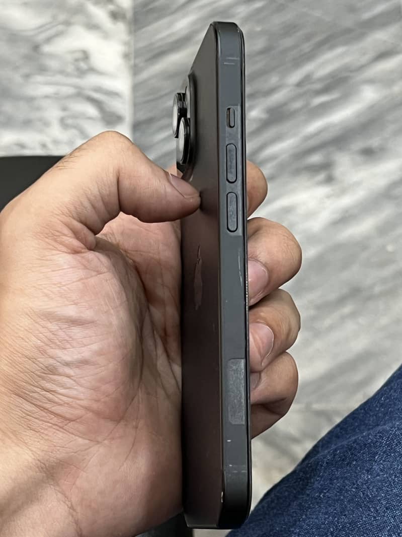 iPhone 15JV 6
