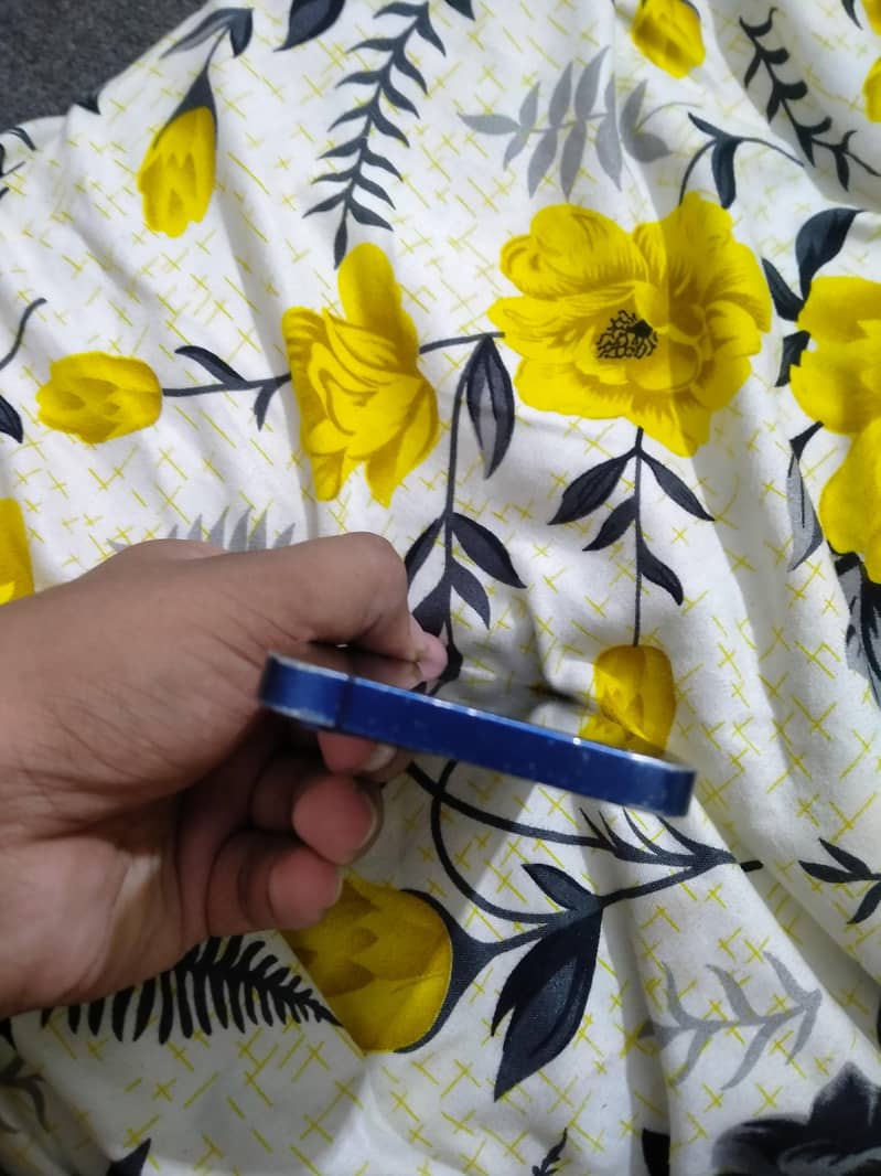 Apple iPhone 12 mini 4