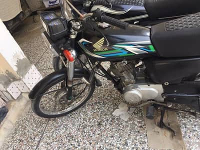 Honda CG 125 2011 model