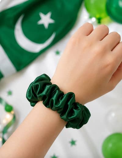 Bracelet for 14 August