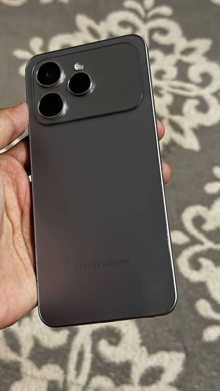 Tecno spark 40 1
