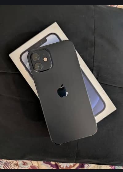 Apple iPhone 12