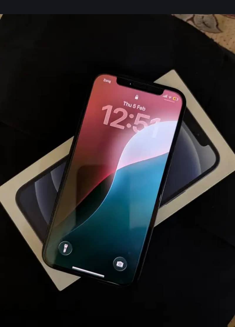 Apple iPhone 12 3