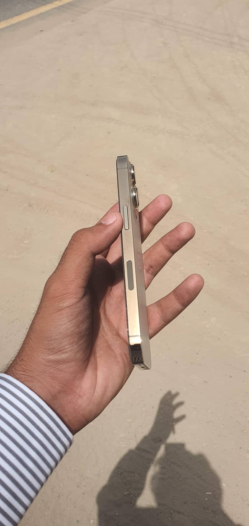 Apple iPhone 13 Pro 1