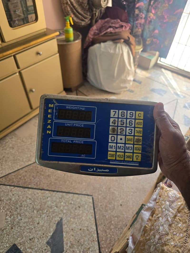 Electronic scale 1