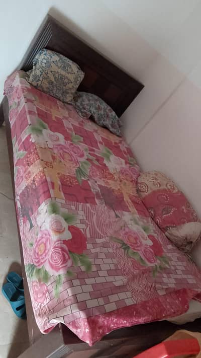 single bed for sale