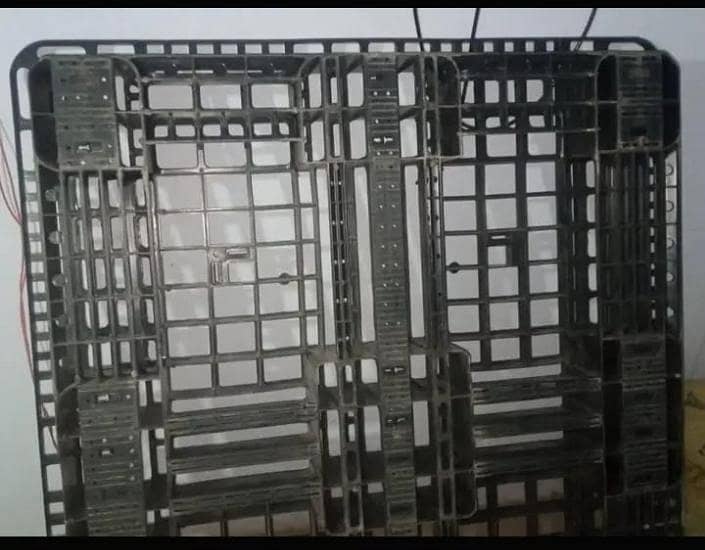 plastic pallet 3