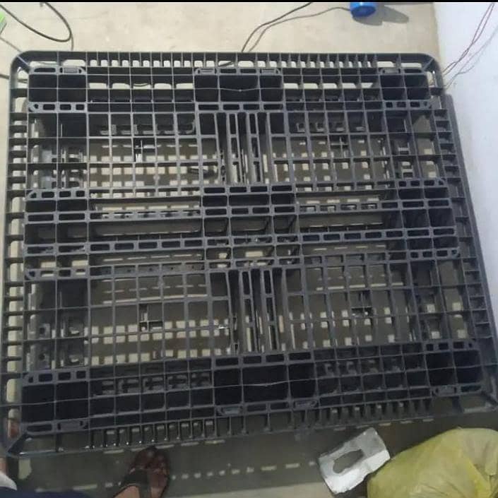 plastic pallet 4