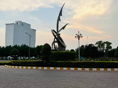 15 Marla Corner Plot For Sale at Reasonable Price In Dream Gardens Phase 2 Lahore