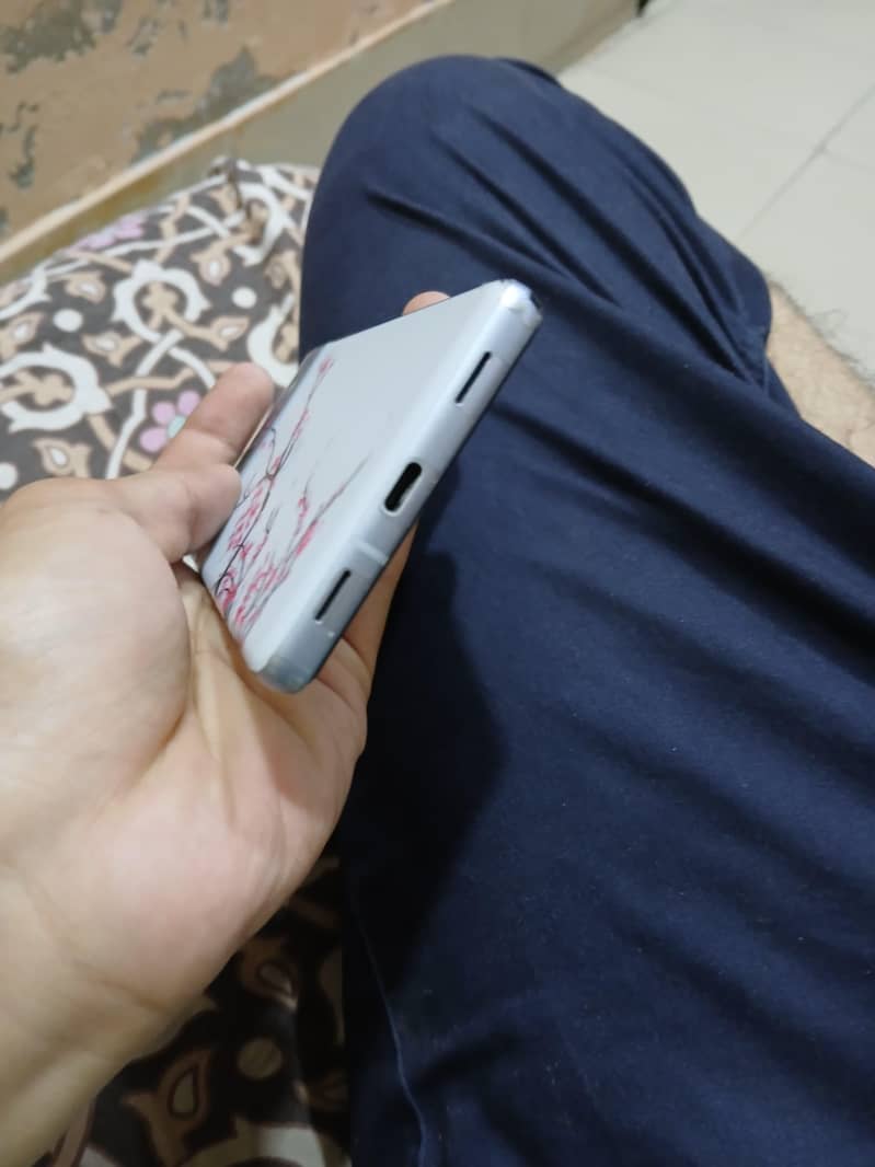 Google Pixel 7a 2