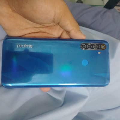 Realme 5