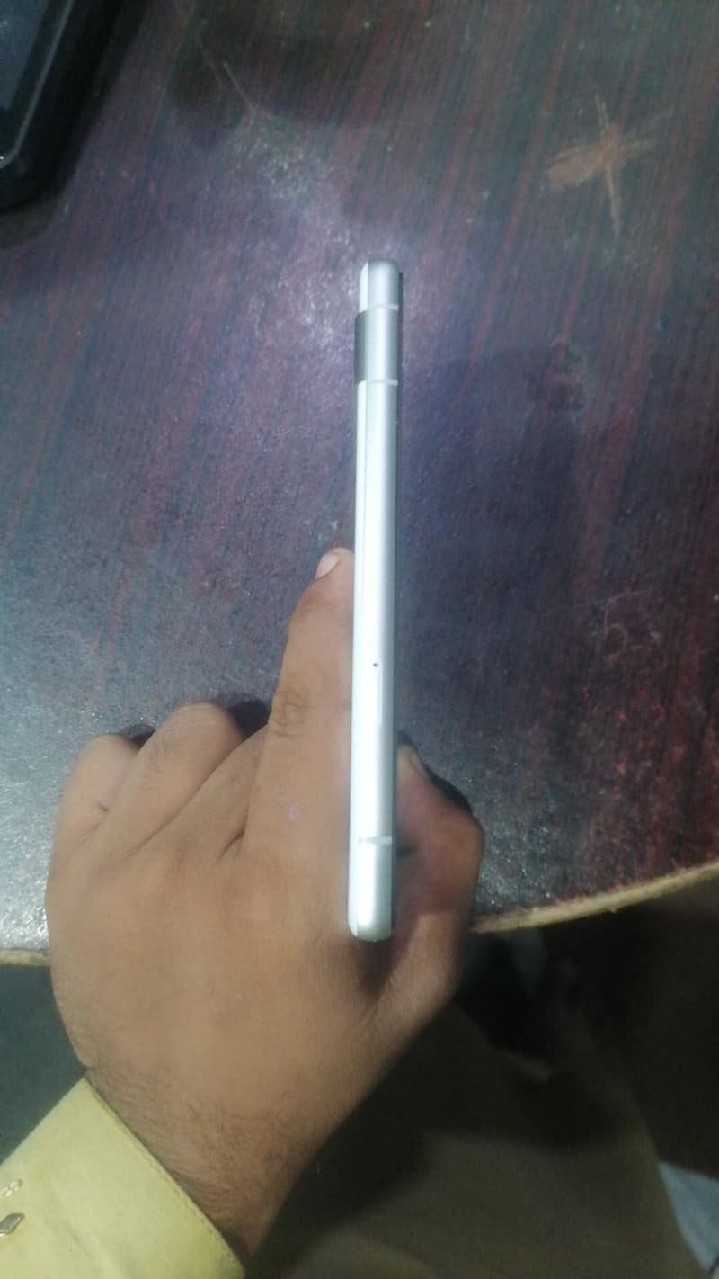 Google Pixel 7a 1