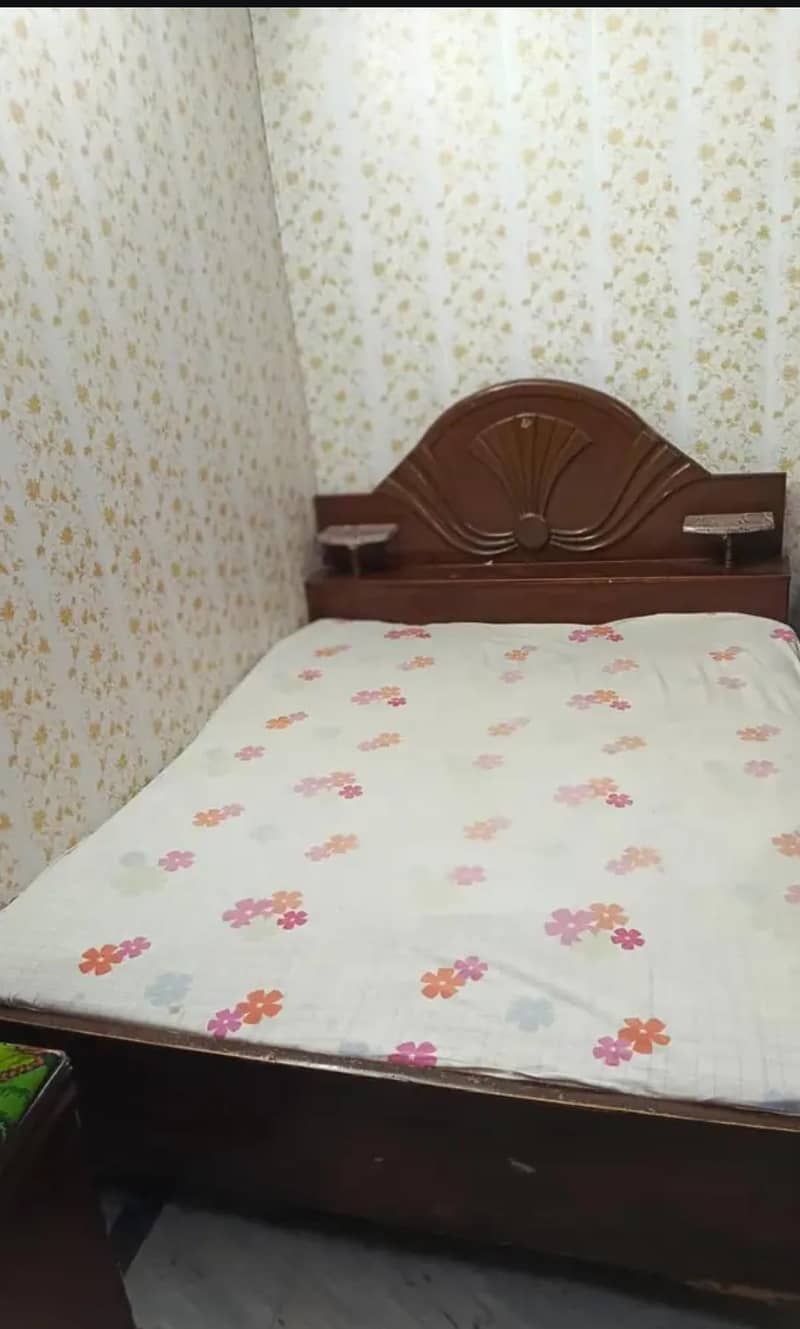 Queen bed available 7