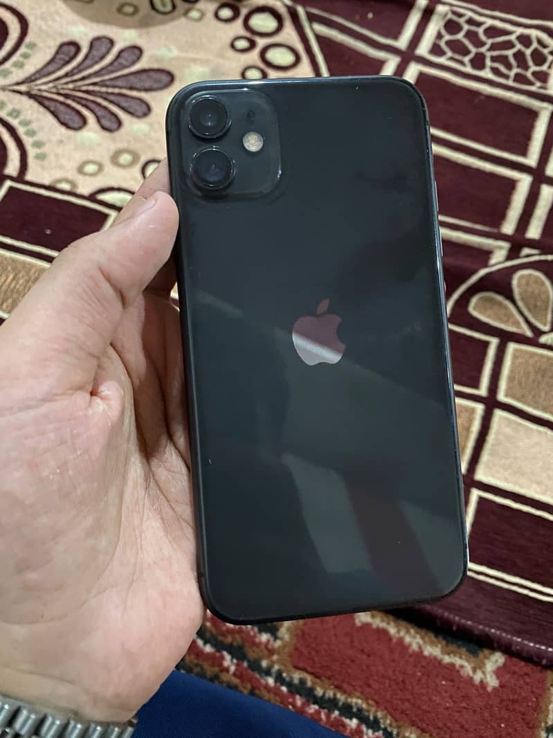 Apple iPhone 11 0